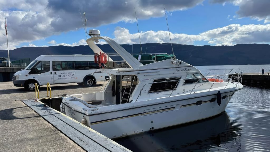 Loch ness Boat Tours